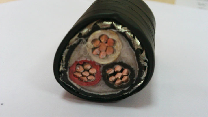 Medium voltage marine cable